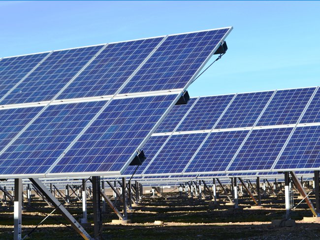 Huertos solares y parques fotovoltaicos